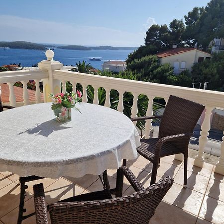 Apartmens Spiko 2 Hotell Hvar Town Exteriör bild