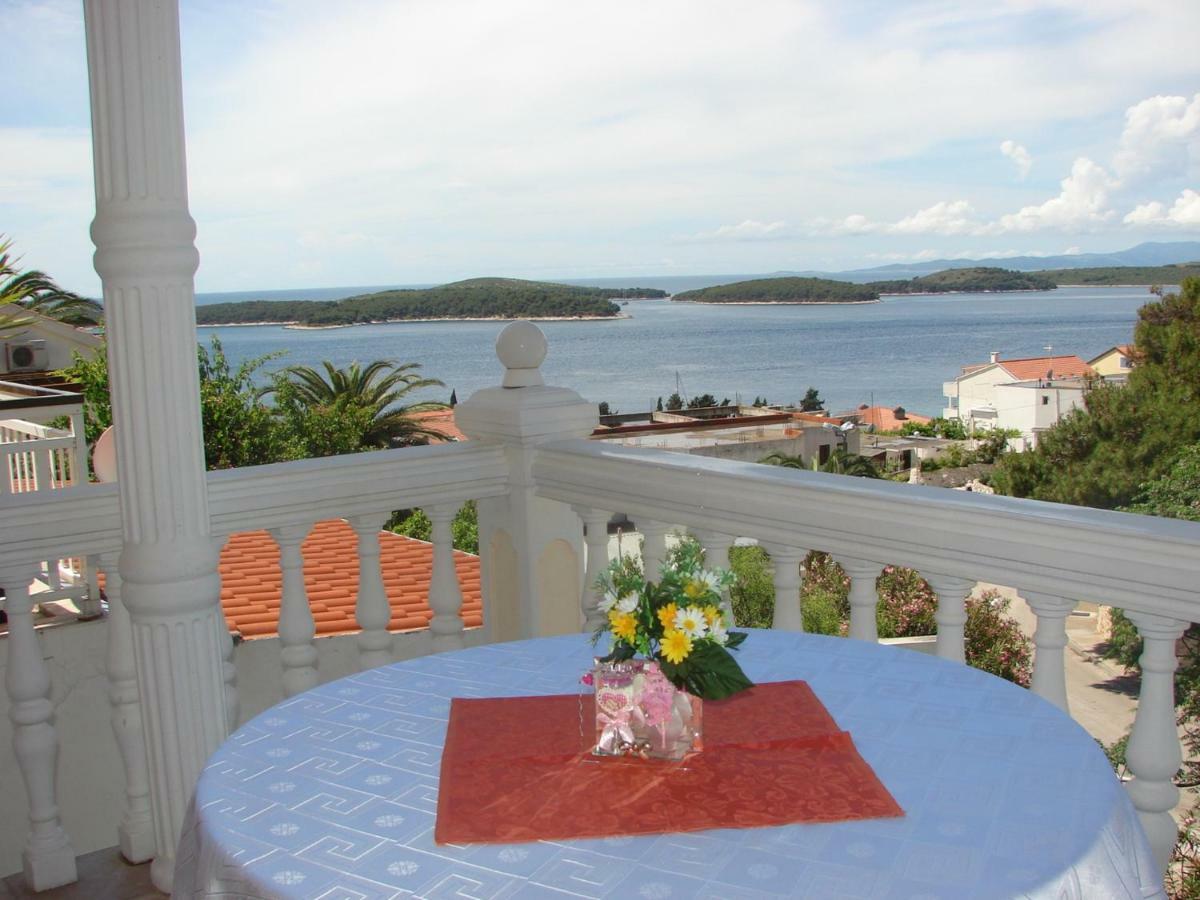 Apartmens Spiko 2 Hotell Hvar Town Exteriör bild