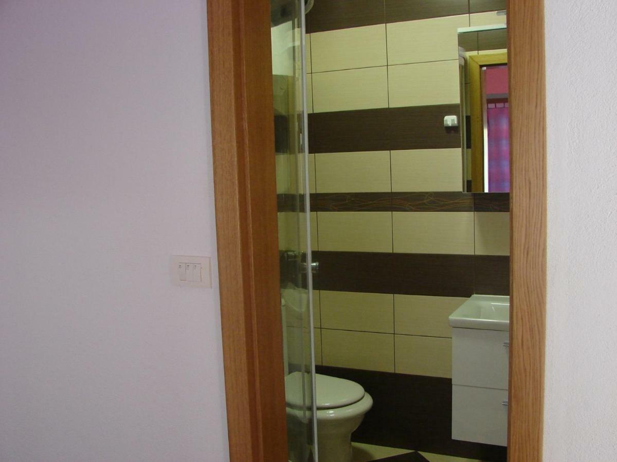 Apartmens Spiko 2 Hotell Hvar Town Exteriör bild