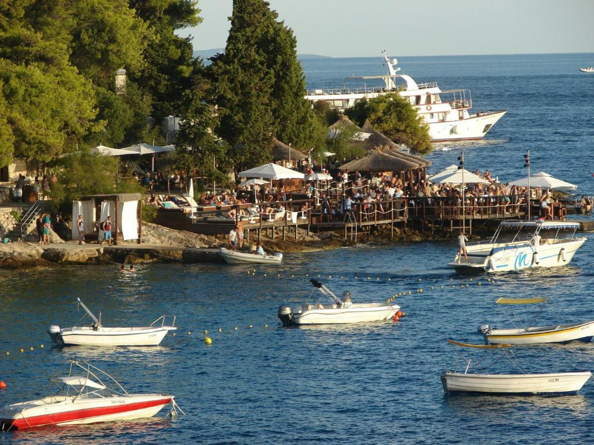 Apartmens Spiko 2 Hotell Hvar Town Exteriör bild